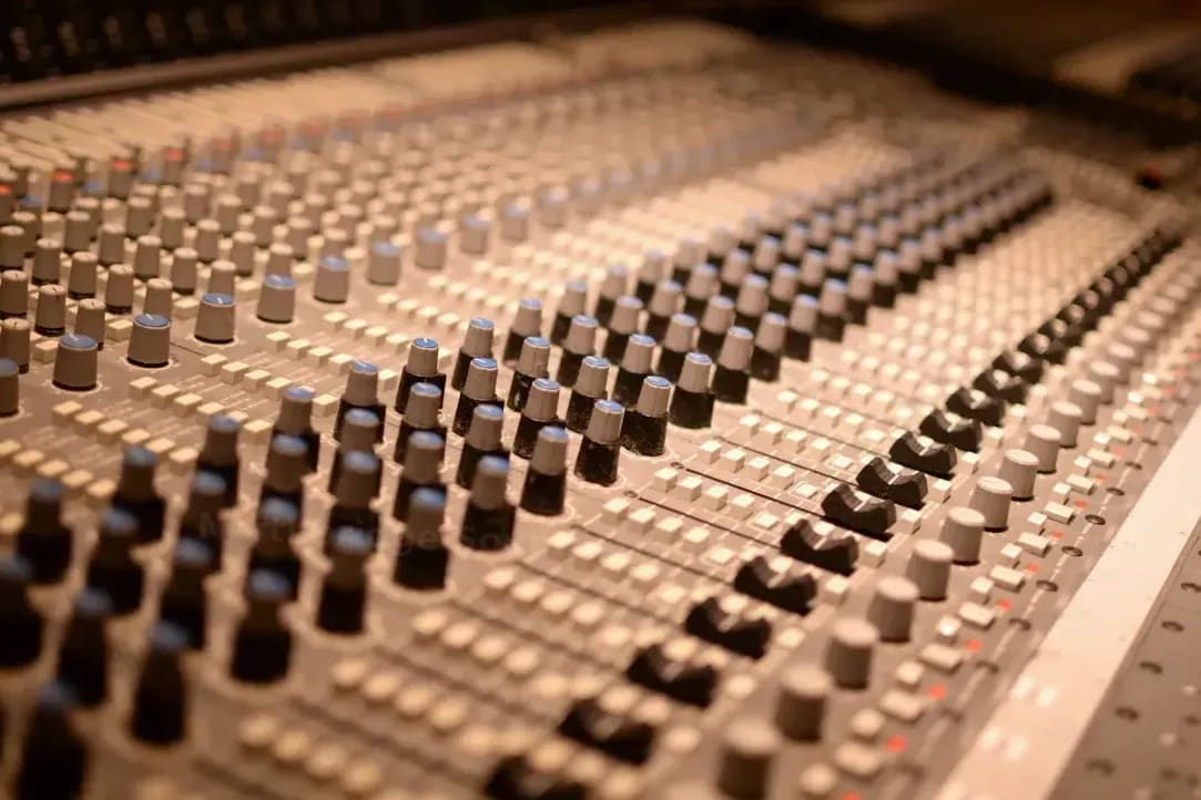Mixing Tips That Help Your Tracks Sound Clearer