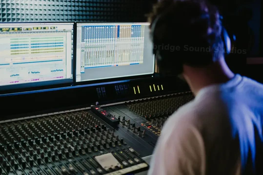 Voiceover and podcast recording